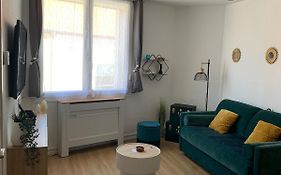 Studio spacieux climatisé